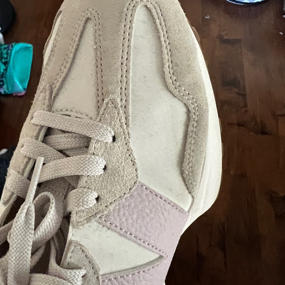 New Balance 327 Sneakers - Picture 9 of 10